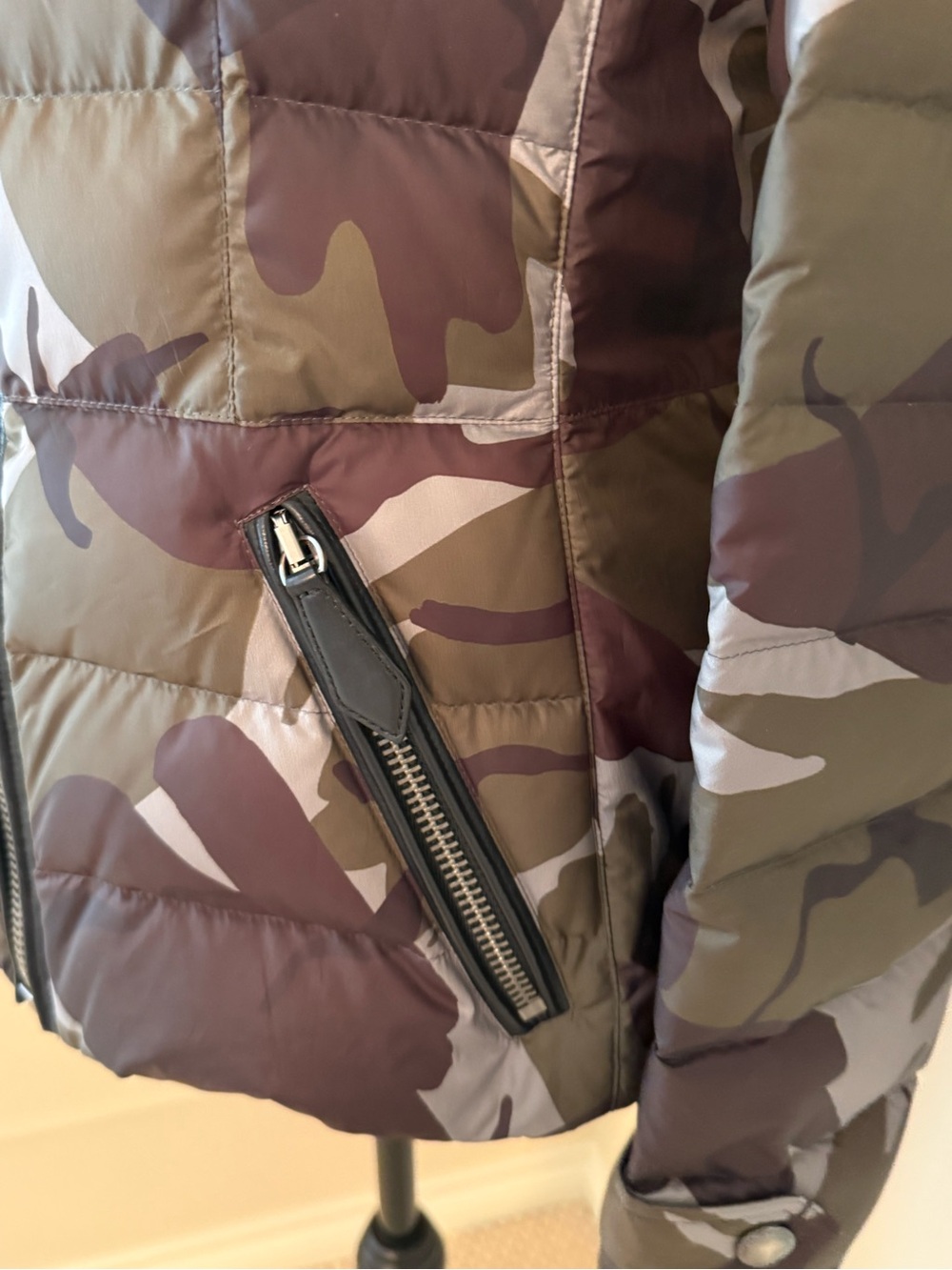 Burberry Brit camo print down jacket - Picture 9 of 14
